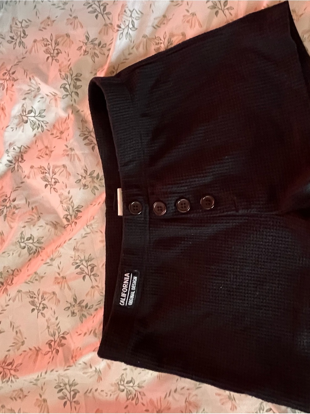 California Waves Black High-Waist Button-Front Shorts